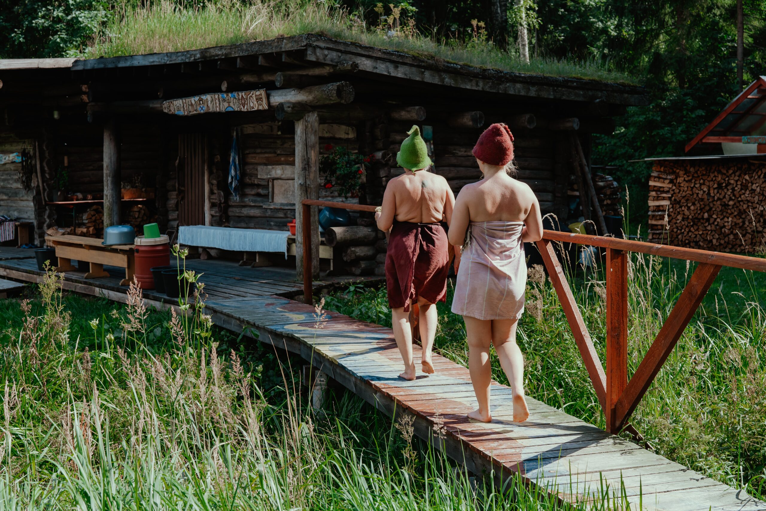 Sauna ogrodowa beczka: poczuj odprężenie w naturalnym otoczeniu