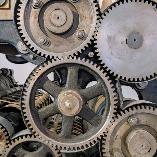 Milimetr po milimetrze – Inżynieria precyzji w przekładniach mechanicznych